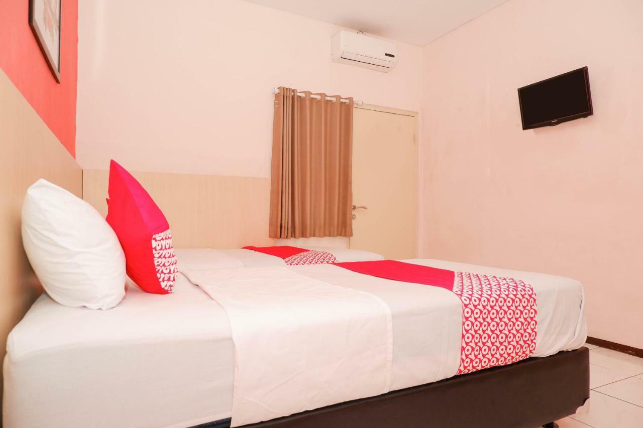 סמאראנג New Mira Hotel מראה חיצוני תמונה